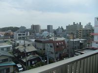 退去後の空室クリーニング作業中のお部屋からの風景(神奈川県藤沢市）