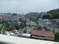 入居前の空室ハウスクリーニング作業中のお部屋からの風景（横浜市鶴見区）