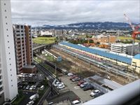 入居前（引っ越し前）の空室全体清掃クリーニング作業中のお部屋からの風景